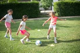 组图：NBA快船狂胜国王 尼德豪泽火爆扣篮震惊全场